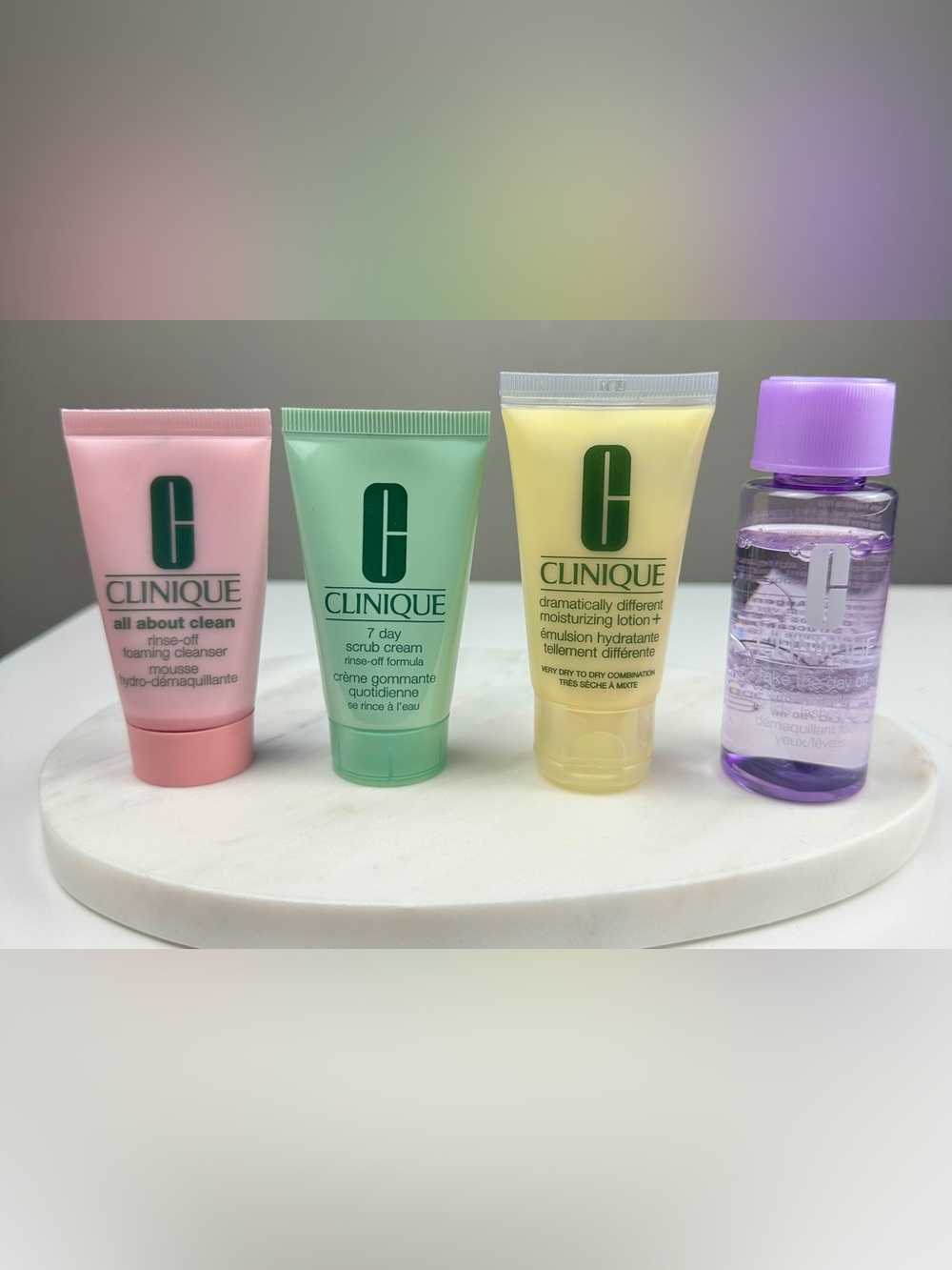 Clinique 4 Piece Travel Skincare Set Cleanser Scrub Moisturizer Makeup Remover